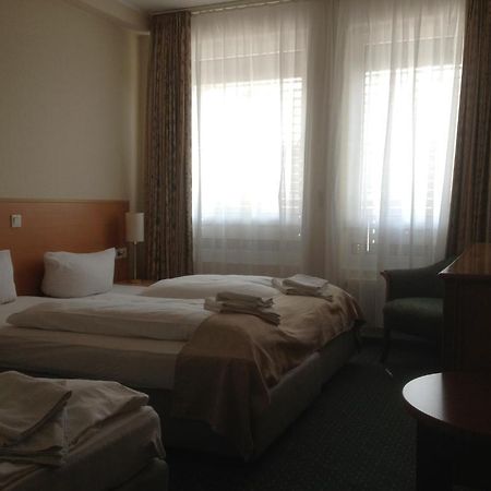 Gaestehaus Am Karlstor Karlsruhe Room photo